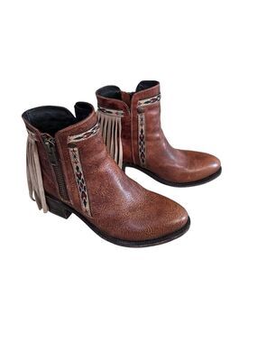 Corral Boots Brown Distressed Leather Side Zip Fringe Ankle Bootie 8.5 Western